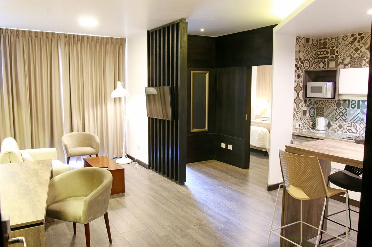 Urban Suites Apart Hotel Санта Крус де ла Сиера Екстериор снимка