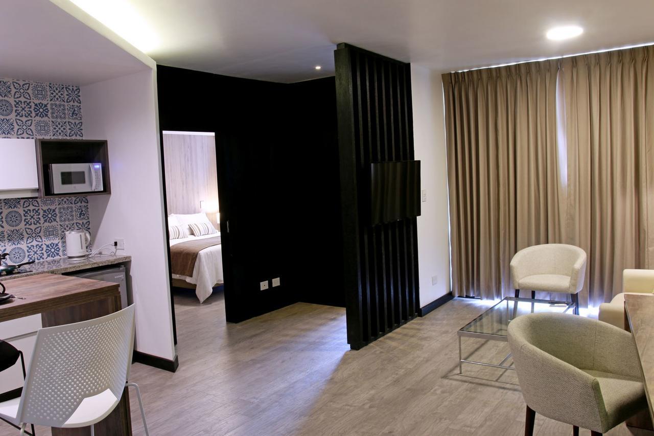 Urban Suites Apart Hotel Санта Крус де ла Сиера Екстериор снимка