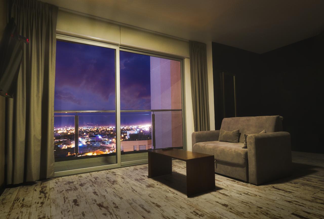 Urban Suites Apart Hotel Санта Крус де ла Сиера Екстериор снимка